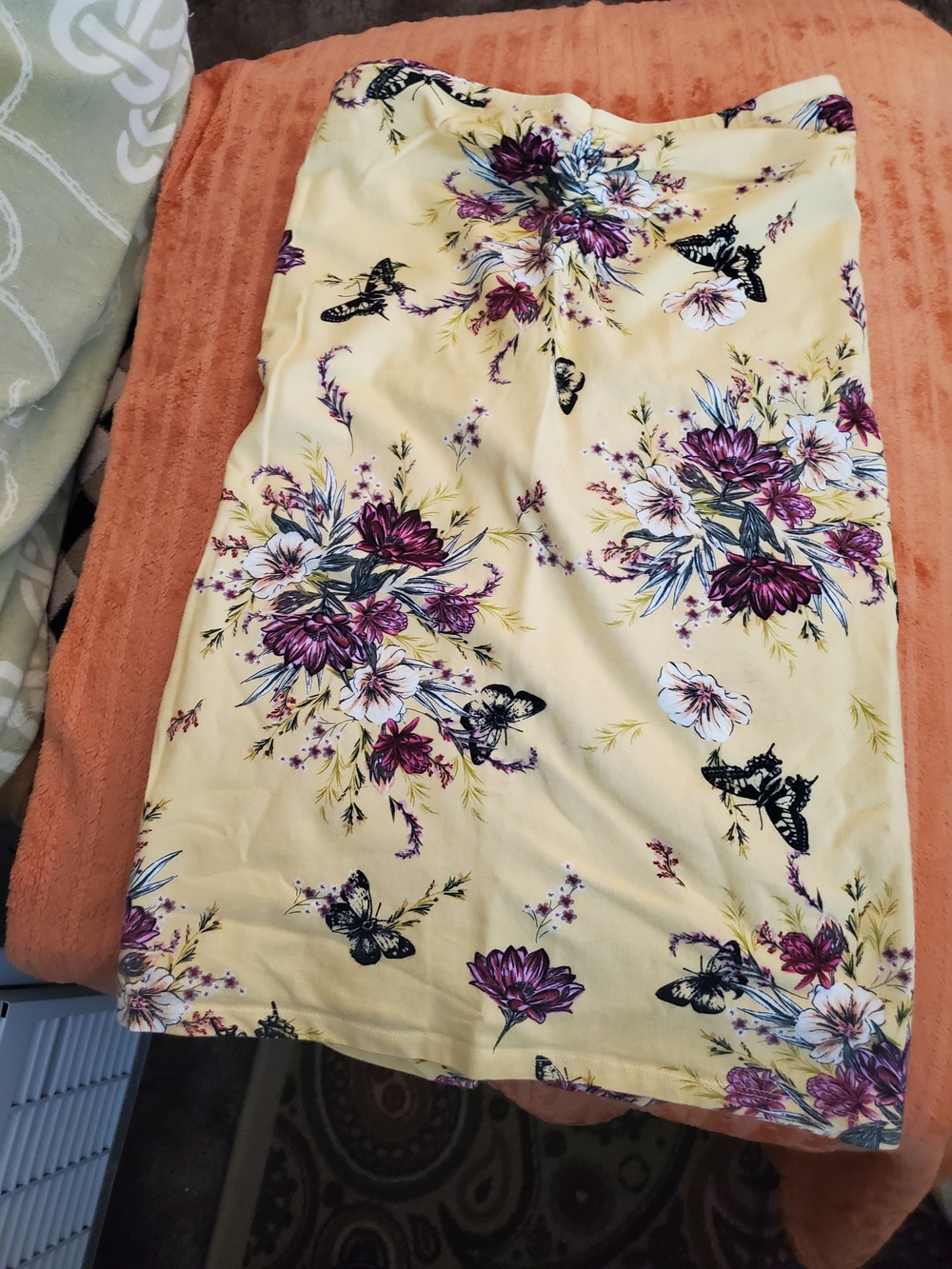 Torrid Yellow Floral Tube Top with Purple Bouquet Print Size 6